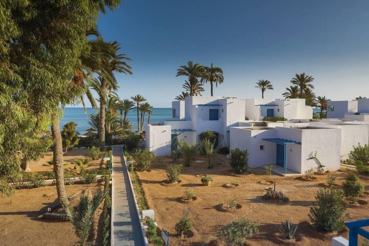 Hari Club Beach Resort Aghīr Exterior foto