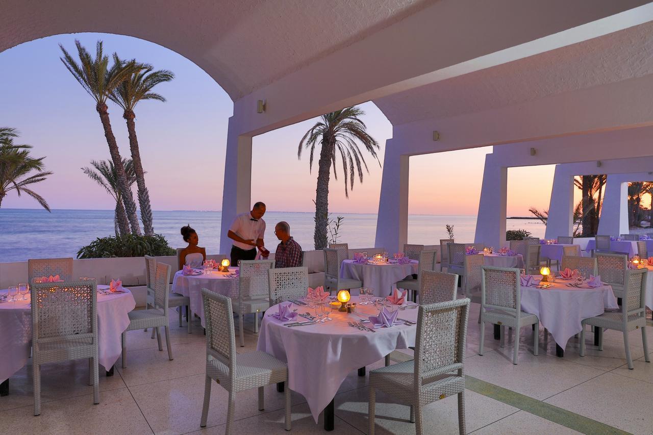 Hari Club Beach Resort Aghīr Exterior foto